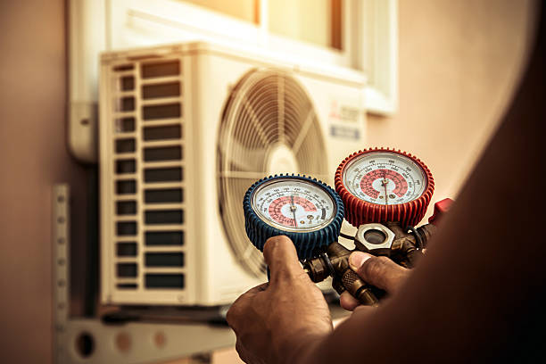 Professional Hvac technician working in Bailey, CO